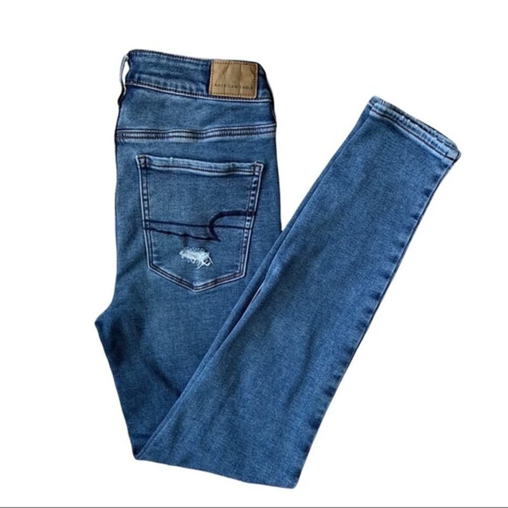 American Eagle Size 6 Stretch Hi Rise Distressed Jegging